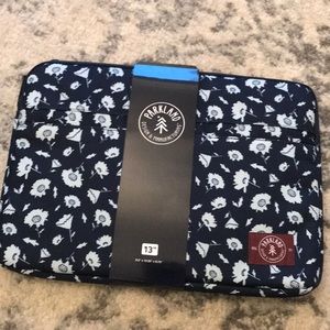 Parkland 13” laptop case- Color: Daisy Atlantic